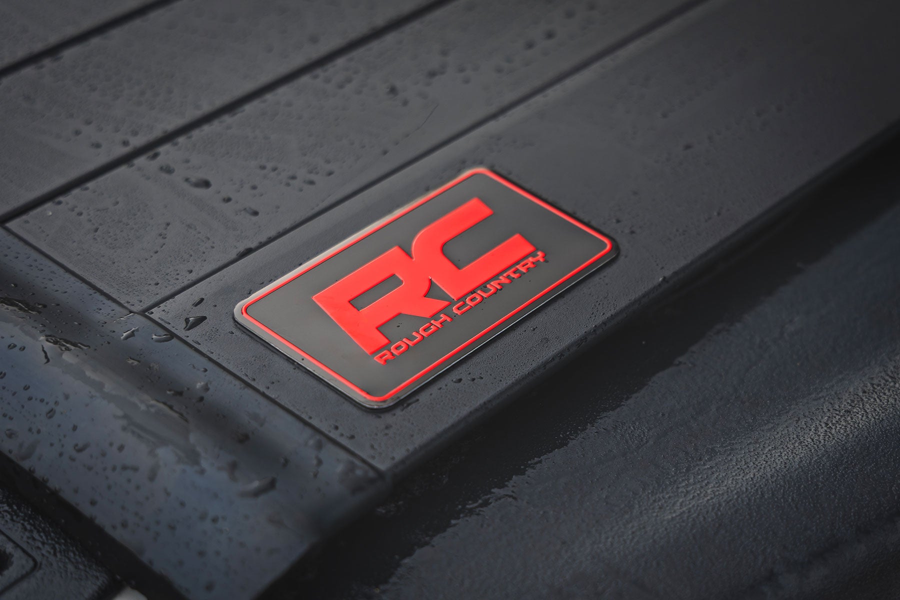 Hard Roll Up Bed Cover | 5'7" Bed | Ram 1500 (10-18)/2500 (10-25) 