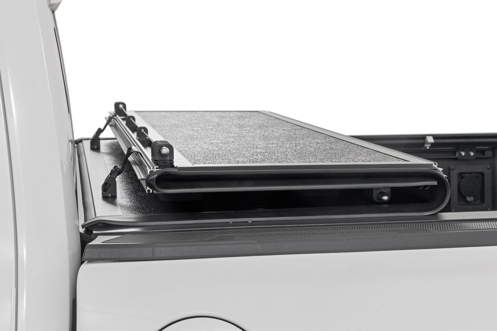 Hard Low Profile Bed Cover | 5' Bed | Toyota Tacoma 2WD/4WD (2024-2025)