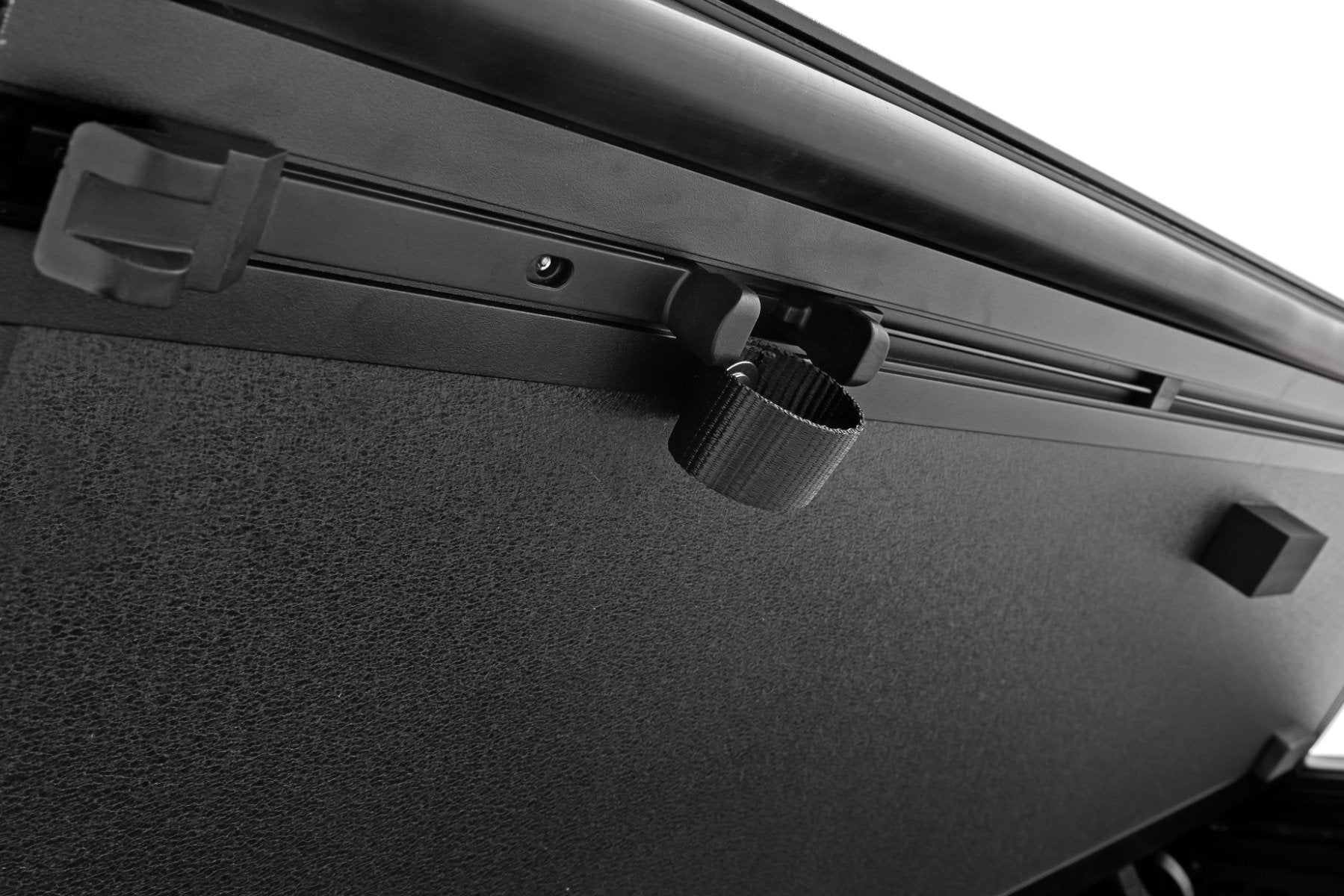 Hard Tri-Fold Flip Up Bed Cover | 5' Bed | Jeep Gladiator JT 4WD (2020-2025)