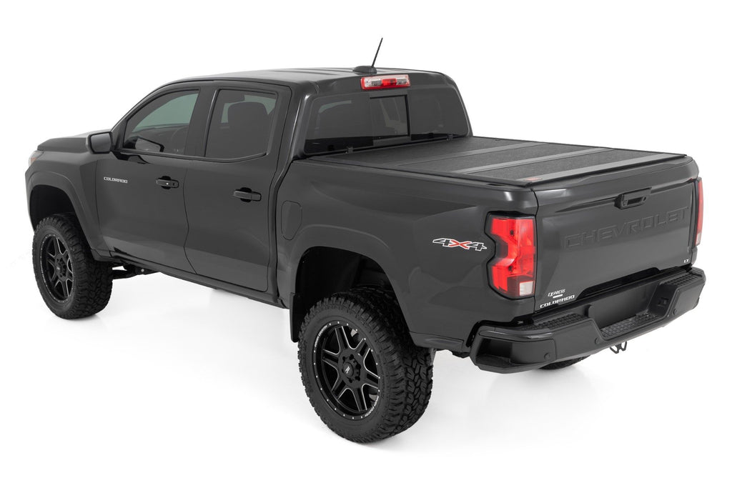 Hard Low Profile Bed Cover | 5' Bed | Chevy/GMC Canyon/Colorado (15-25)