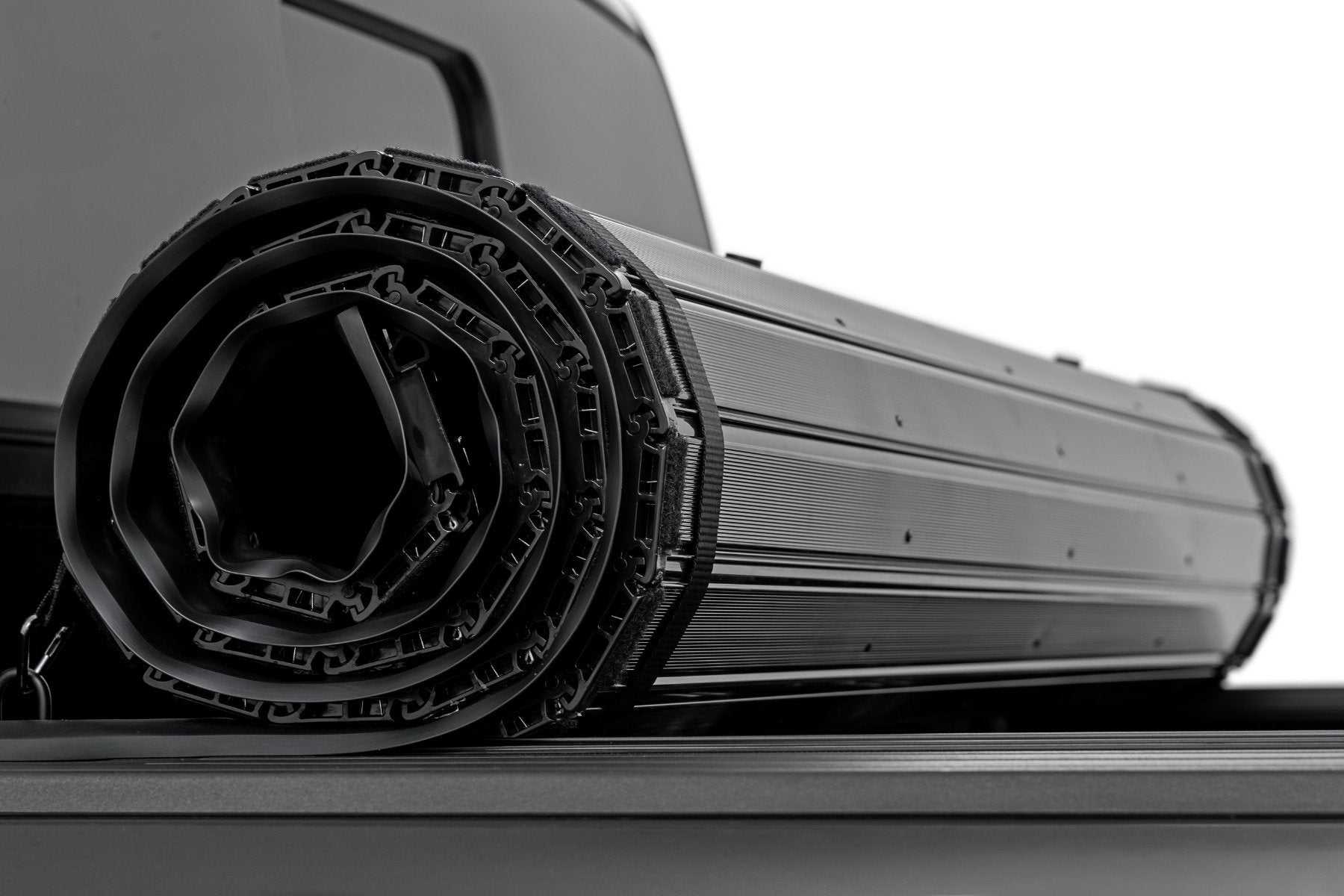 Hard Roll Up Cover | 6'10" Bed | Ford F-250/F-350 Super Duty 2WD/4WD (17-25)