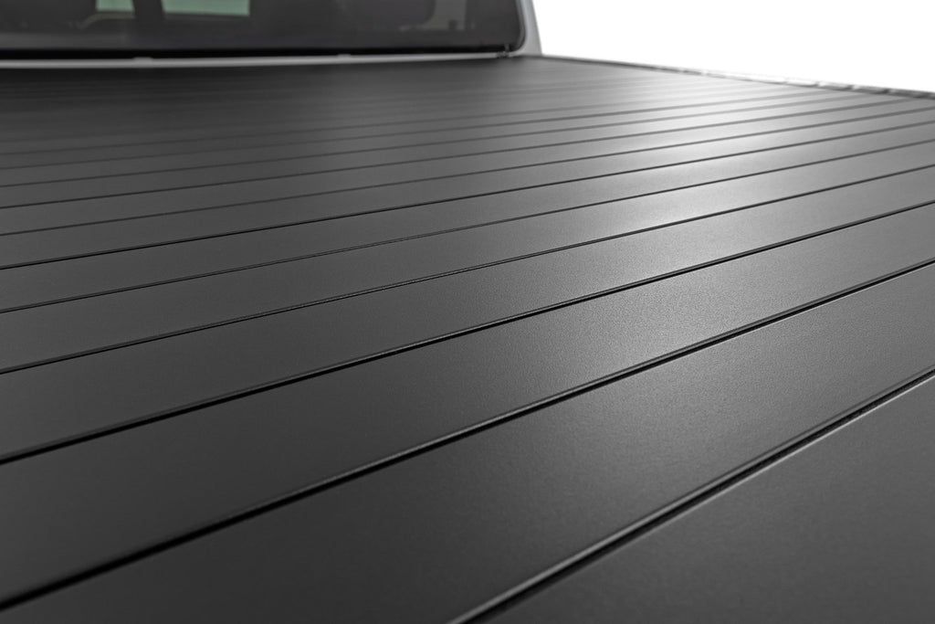 Hard Roll Up Bed Cover | 5' Bed | Chevy/GMC Canyon/Colorado 2WD/4WD (15-22)