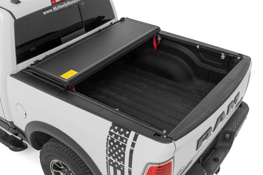 Hard Low Profile Bed Cover | 5'7" Bed | No Rambox | Ram 1500 2WD/4WD (10-18 & Classic)
