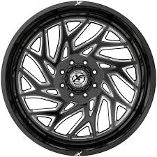 229O228261-192GBML XF Off-Road XF-229 Dually Outer Stock/Leveled 22x8.25 8x200 -192 Cb 142 Gloss Bla