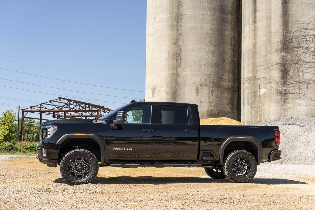 3 Inch Lift Kit | UCAs | M1 | w/ Overloads | Chevy/GMC 2500HD/3500HD (20-25)