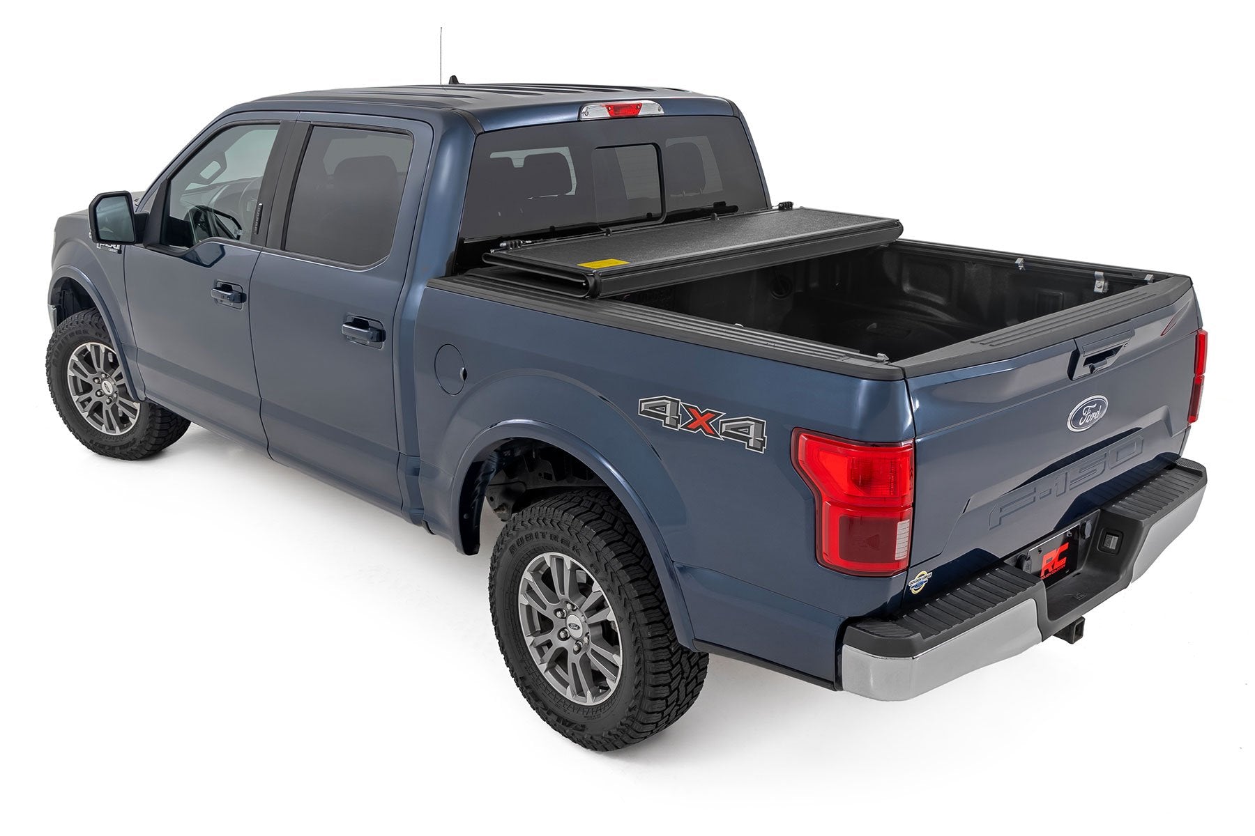 Hard Low Profile Bed Cover | 5'7" Bed | Ford F-150 (21-25)/F-150 Lightning (22-25) 