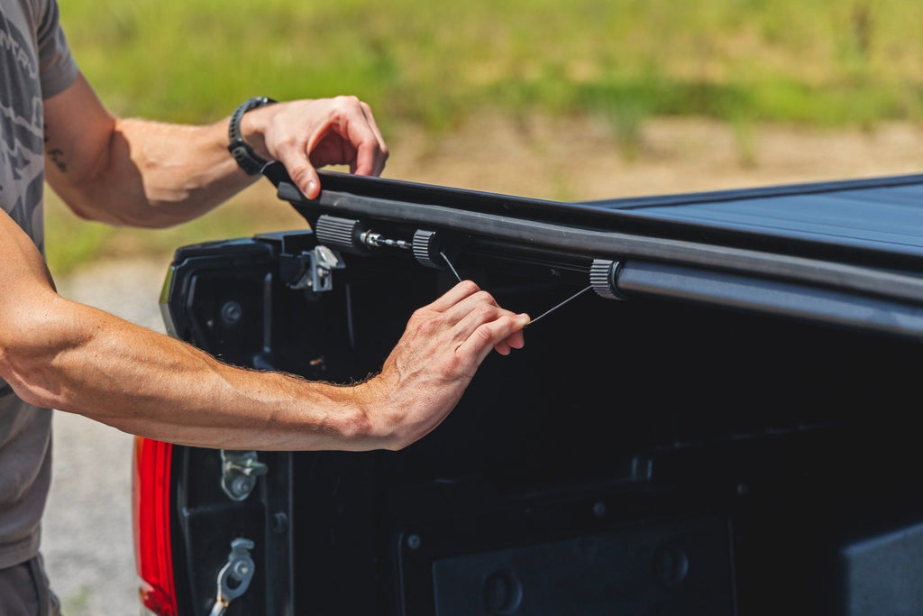 Hard Roll Up Bed Cover | 5' Bed | Toyota Tacoma 2WD/4WD (2016-2023)