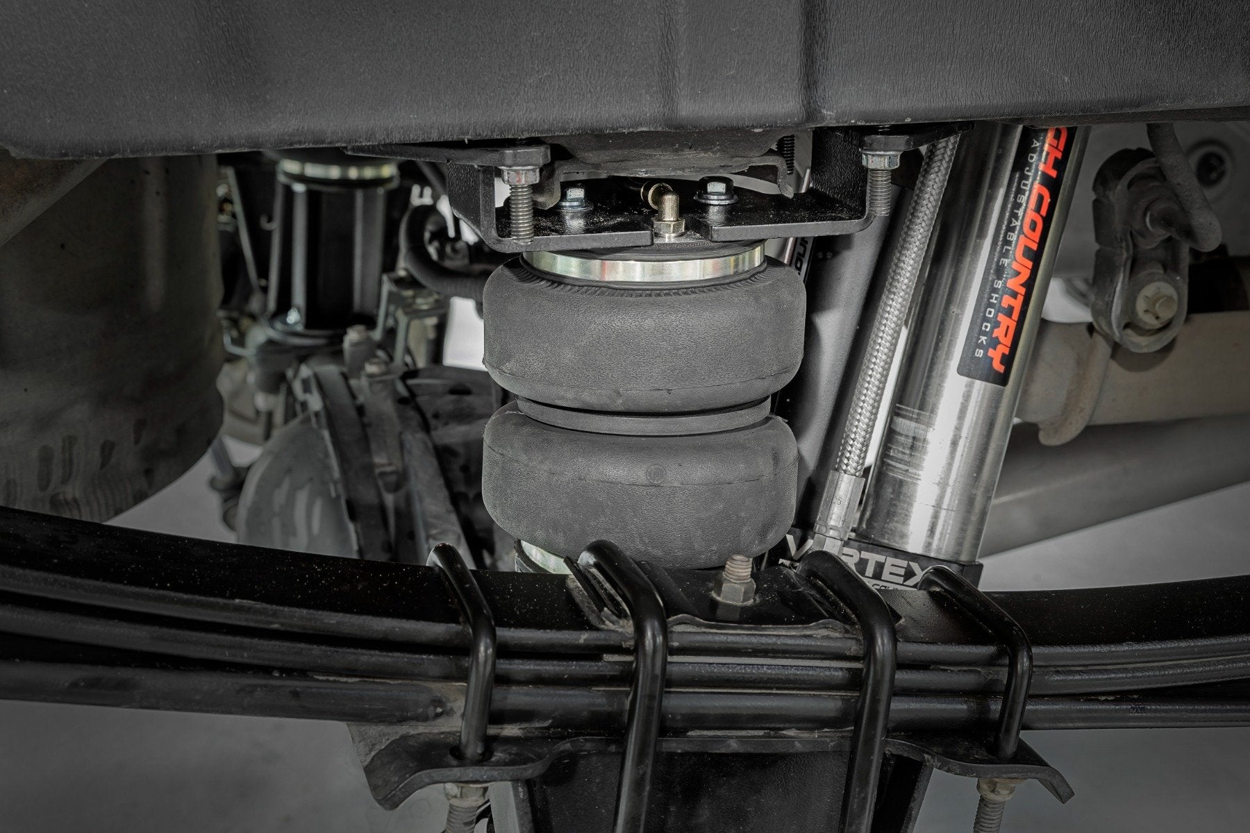 Air Spring Kit w/compressor | 4-6 Inch Lift Kit | Chevy/GMC Sierra/Silverado 1500 (19-25) 